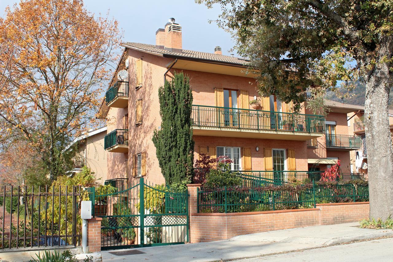 B&B Dimora Morelli Gubbio Extérieur photo